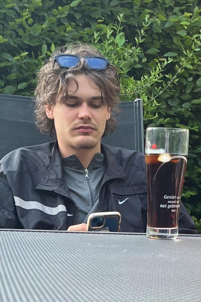 Gideon heeft een maand lang niets gedronken en dat beviel goed.